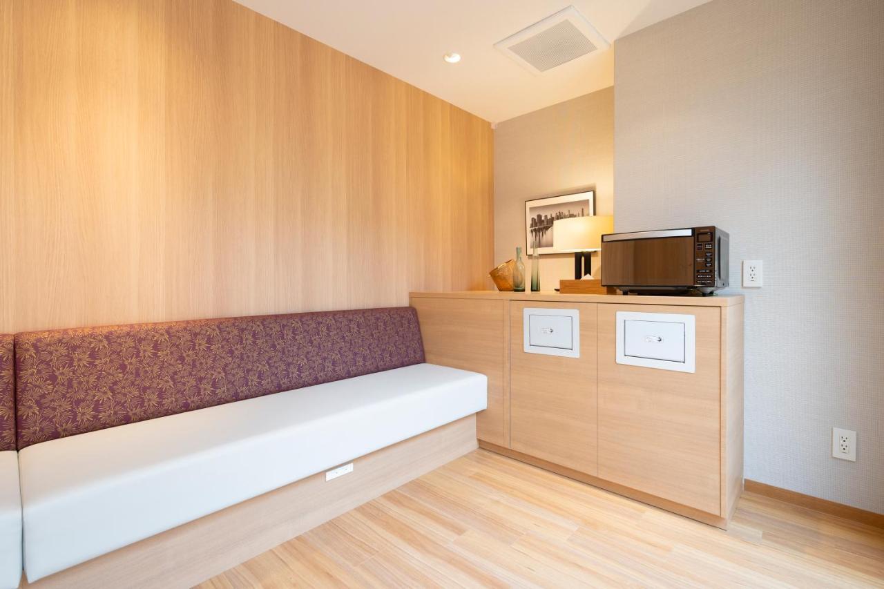 First Cabin Kyoto Karasuma For Women Eksteriør billede